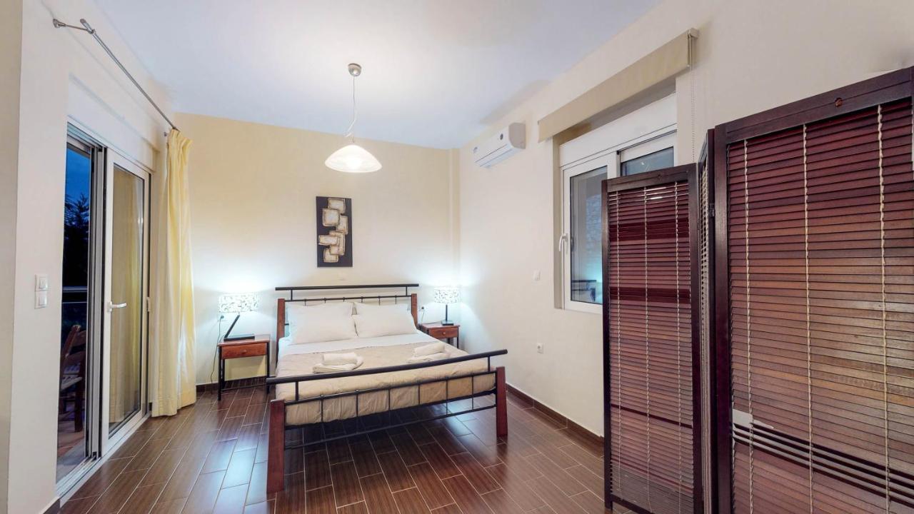Meliades Villas Agia Marina Dış mekan fotoğraf