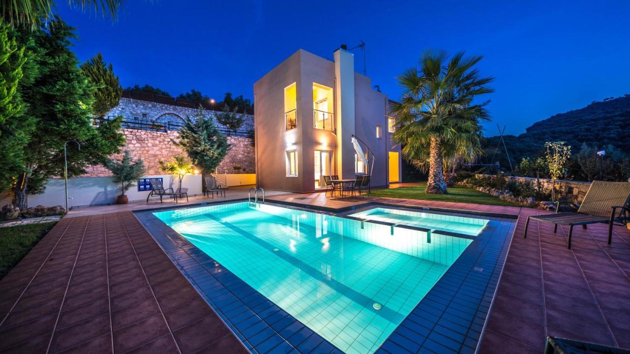 Meliades Villas Agia Marina Dış mekan fotoğraf