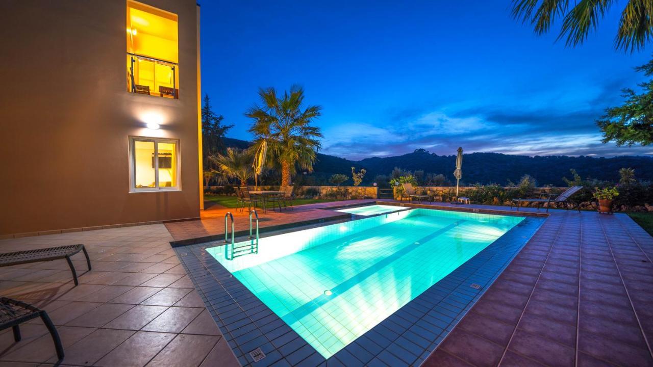 Meliades Villas Agia Marina Dış mekan fotoğraf