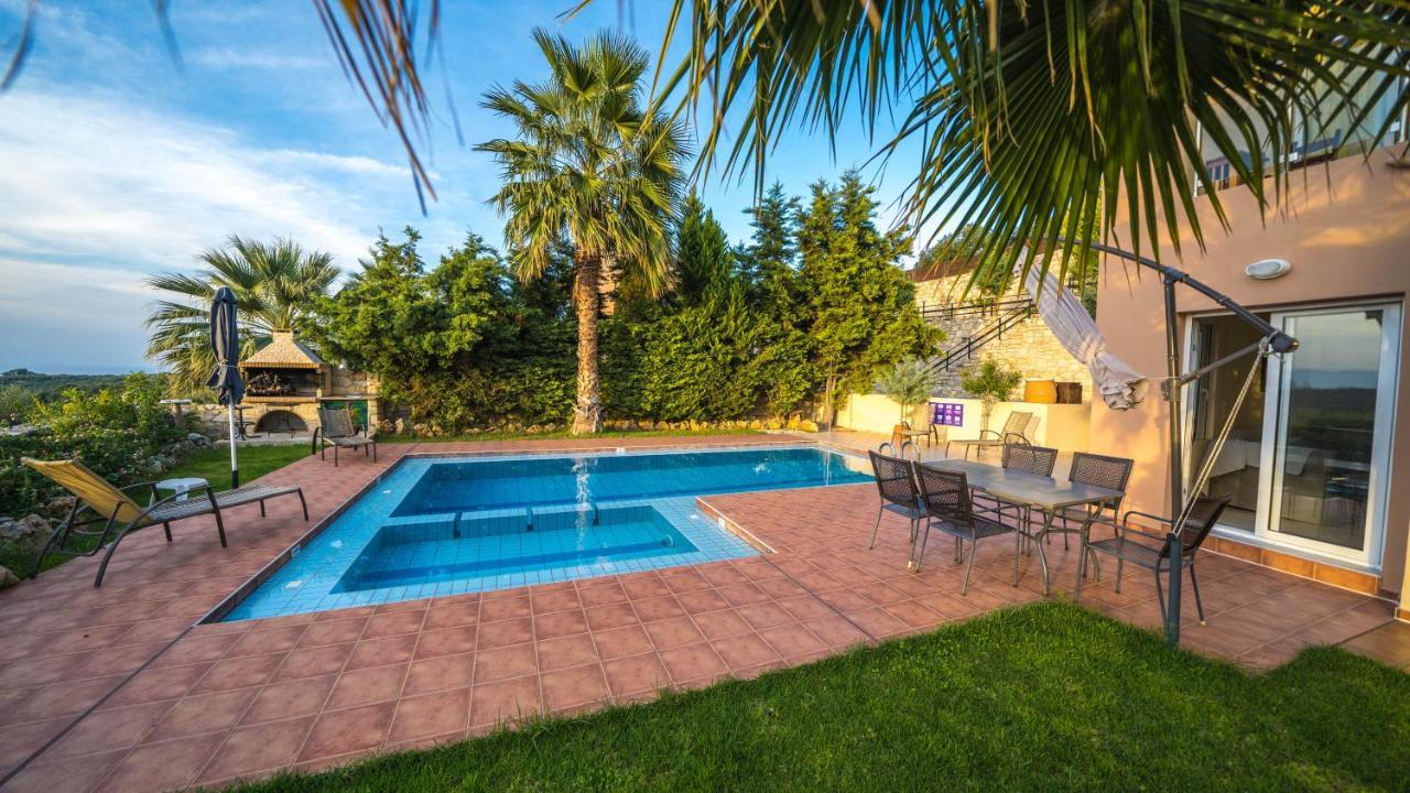 Meliades Villas Agia Marina Dış mekan fotoğraf