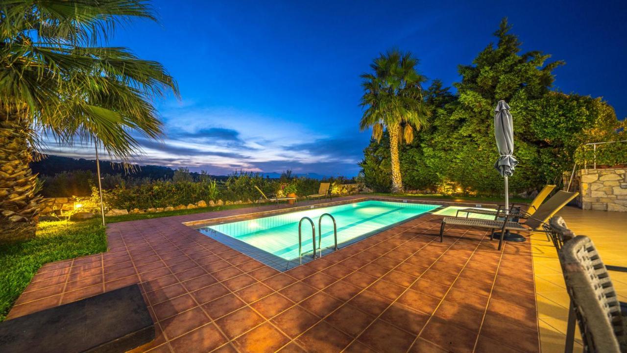 Meliades Villas Agia Marina Dış mekan fotoğraf