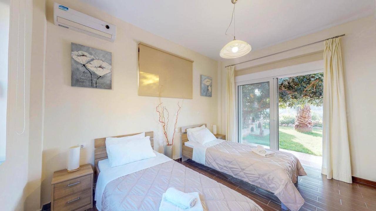 Meliades Villas Agia Marina Dış mekan fotoğraf