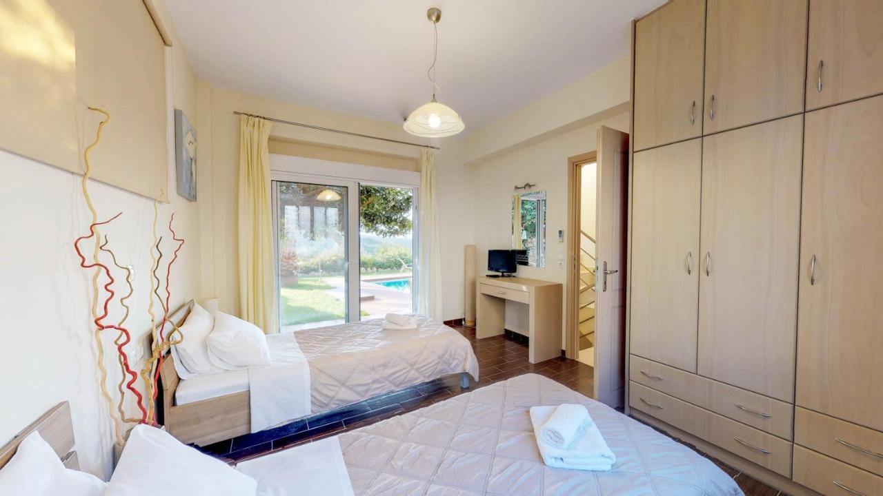 Meliades Villas Agia Marina Dış mekan fotoğraf