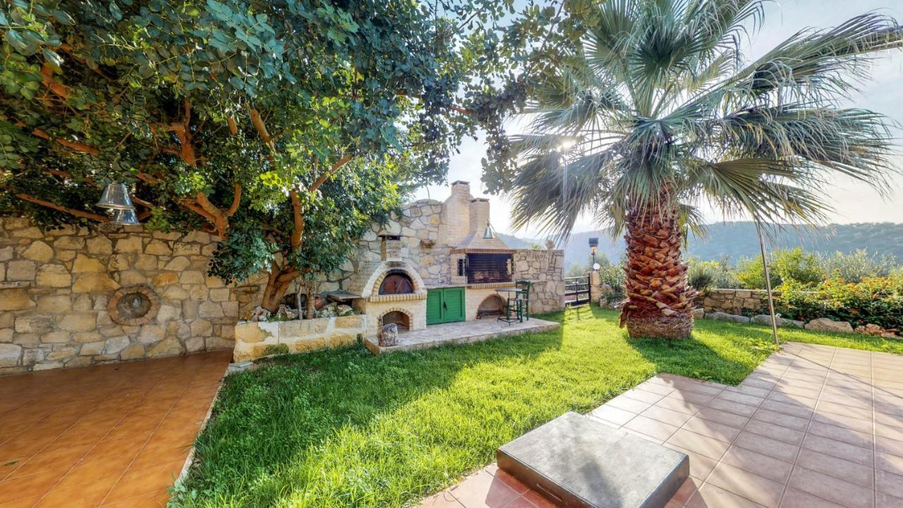 Meliades Villas Agia Marina Dış mekan fotoğraf