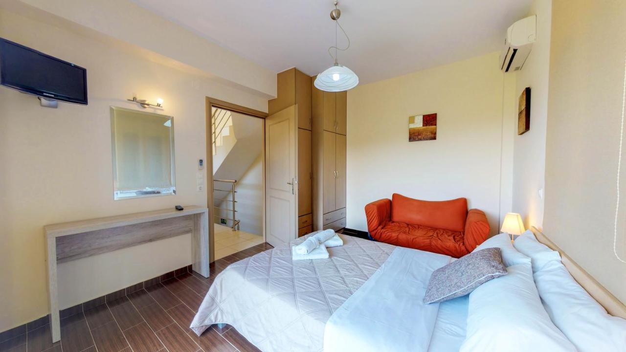 Meliades Villas Agia Marina Dış mekan fotoğraf