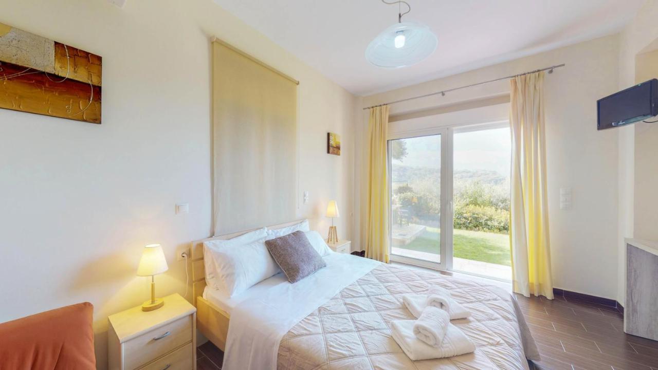 Meliades Villas Agia Marina Dış mekan fotoğraf