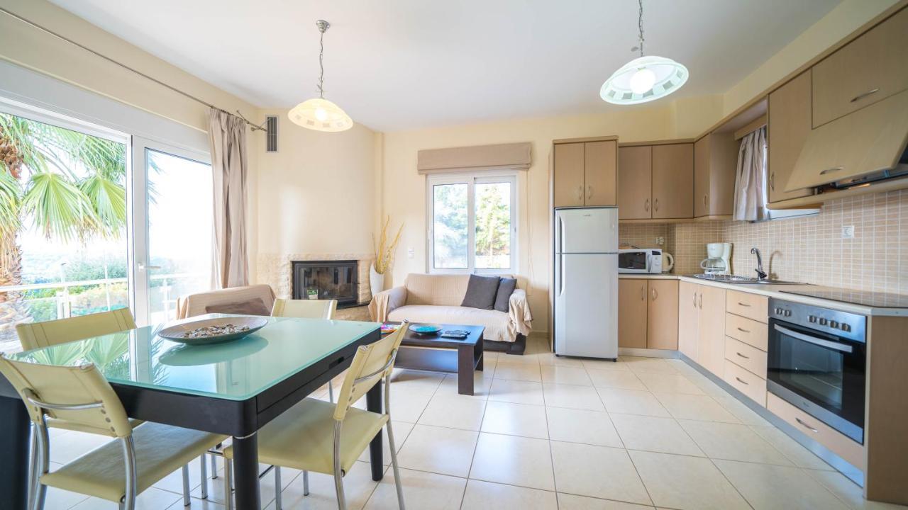 Meliades Villas Agia Marina Dış mekan fotoğraf