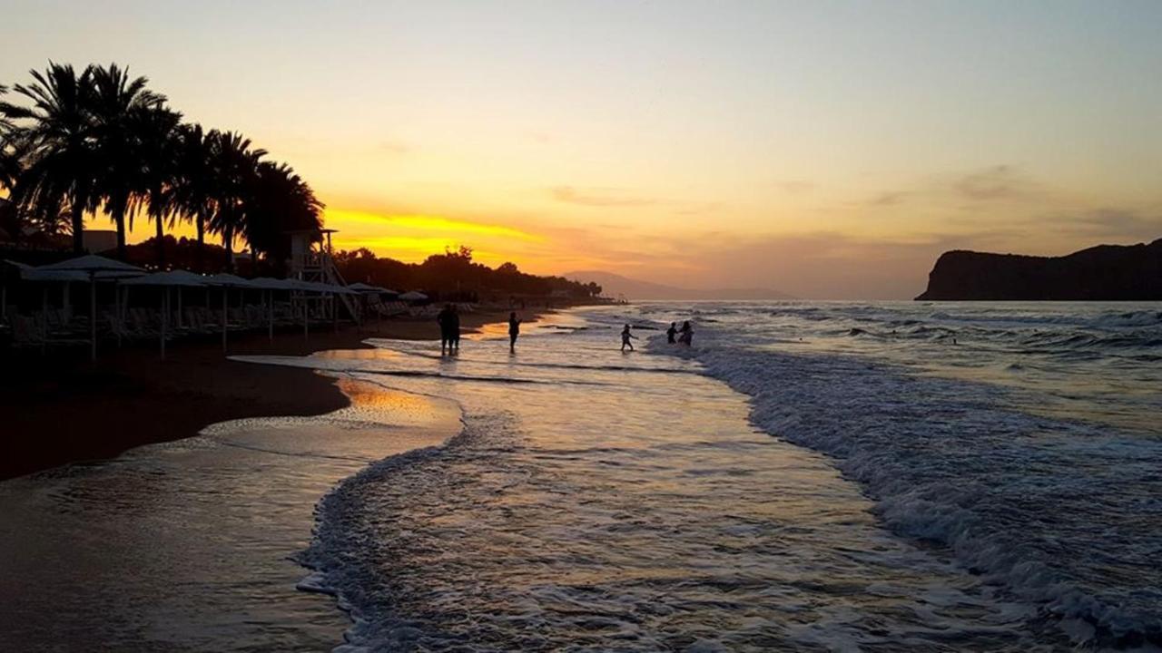 Meliades Villas Agia Marina Dış mekan fotoğraf